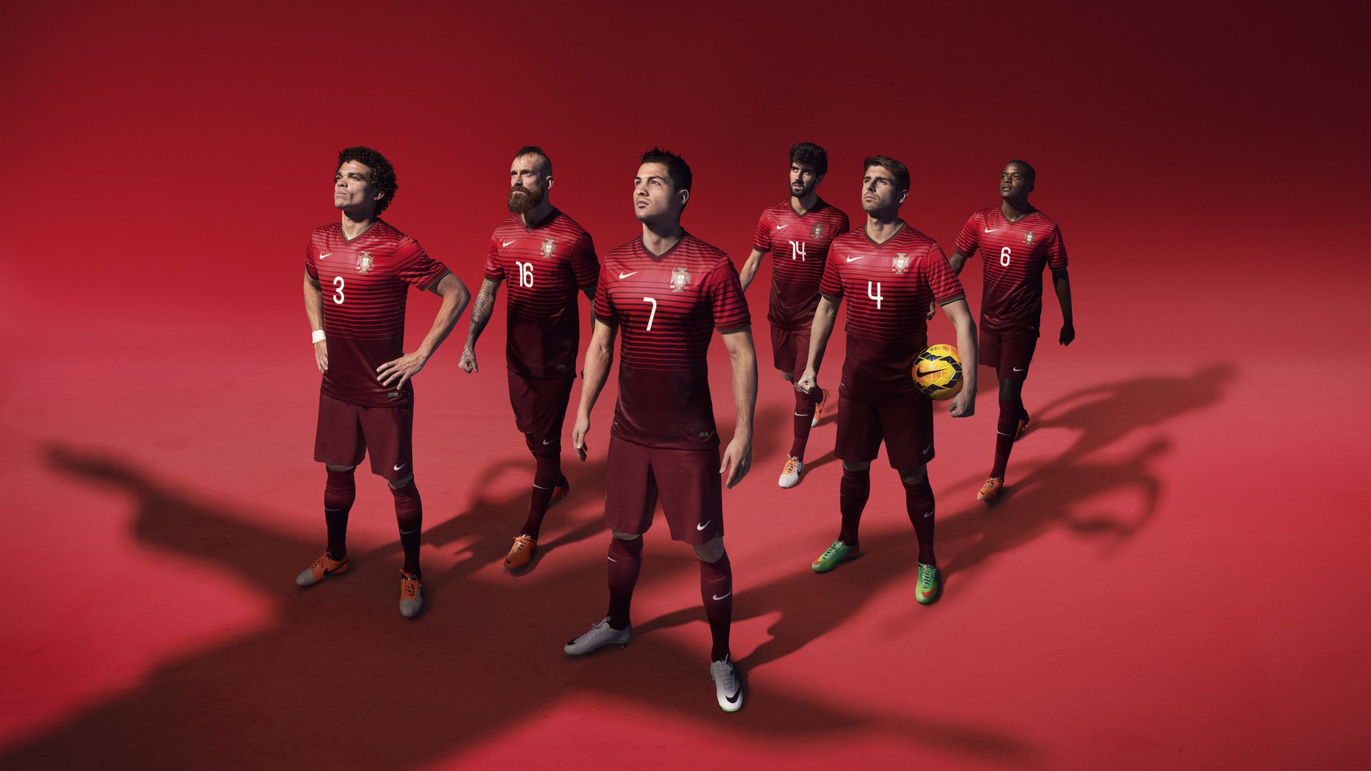 本赛季最佳阵容：哪些球队表现最具战术深度？，本赛季最有价值球员